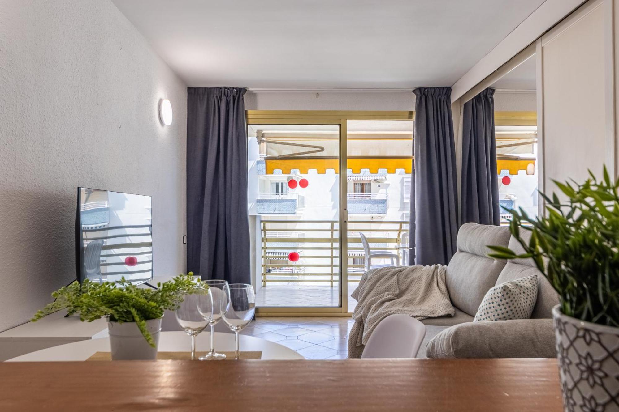 Apartamento Novelty I Arysal 2 Salou Exterior foto